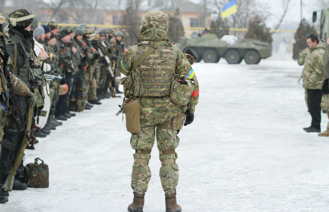 Военное положение в Украине: когда введут военные администрации