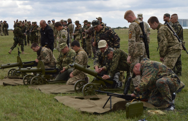 Кого могут мобилизировать в связи с военным положением: заявление Генштаба