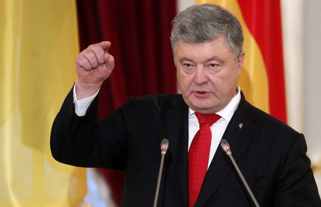 Морская агрессия РФ: Порошенко призвал НАТО перебросить корабли