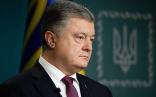 Страна находится под угрозой полномасштабной войны с РФ, — Порошенко
