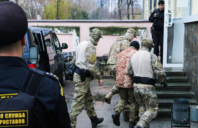 Пленных украинских моряков перевозят в Москву: СМИ