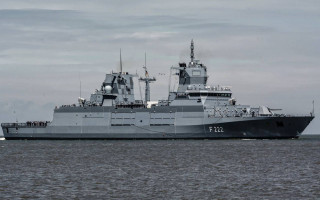 Призыв Порошенко о переброске кораблей НАТО: в Германии ответили