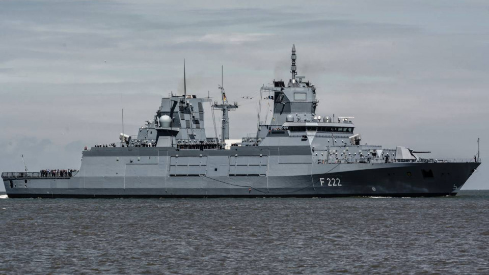 Призыв Порошенко о переброске кораблей НАТО: в Германии ответили