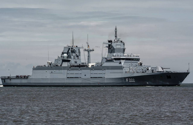 Призыв Порошенко о переброске кораблей НАТО: в Германии ответили