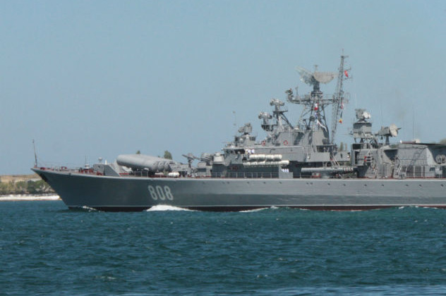 «Они не пройдут в любом случае»: РФ пригрозила таранить корабли НАТО на Азове