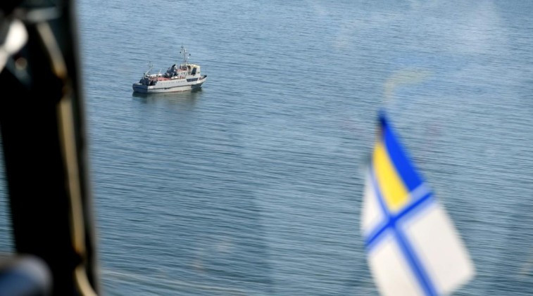 Захват украинских кораблей на Азове: Порошенко сообщил важные детали