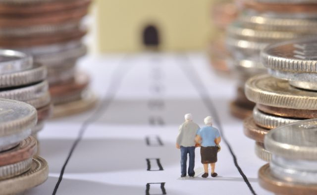 Пенсия в Украине: насколько повысили минимальные и максимальные выплаты