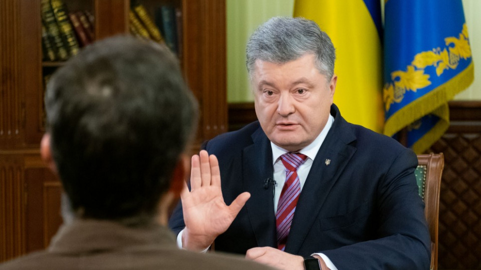 Военное положение в Украине: Порошенко сделал заявление Путину