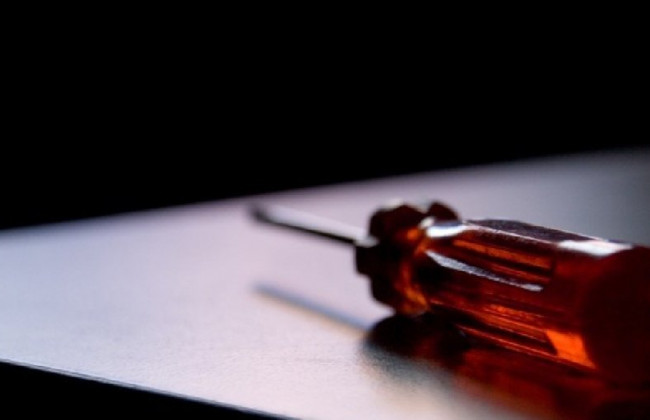 Отверткой в грудь: бездомный напал на женщину в столице