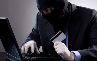 Заплатил за несуществующий телефон: мошенники обманули мужчину на 14 тысяч