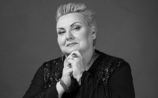 Порошенко наградил посмертно актрису «Дизель шоу» орденом