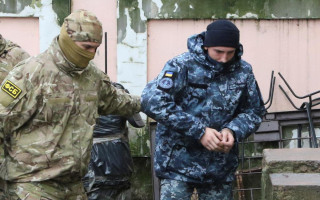 Захват украинских моряков: Порошенко сообщил о первом решении ЕСПЧ