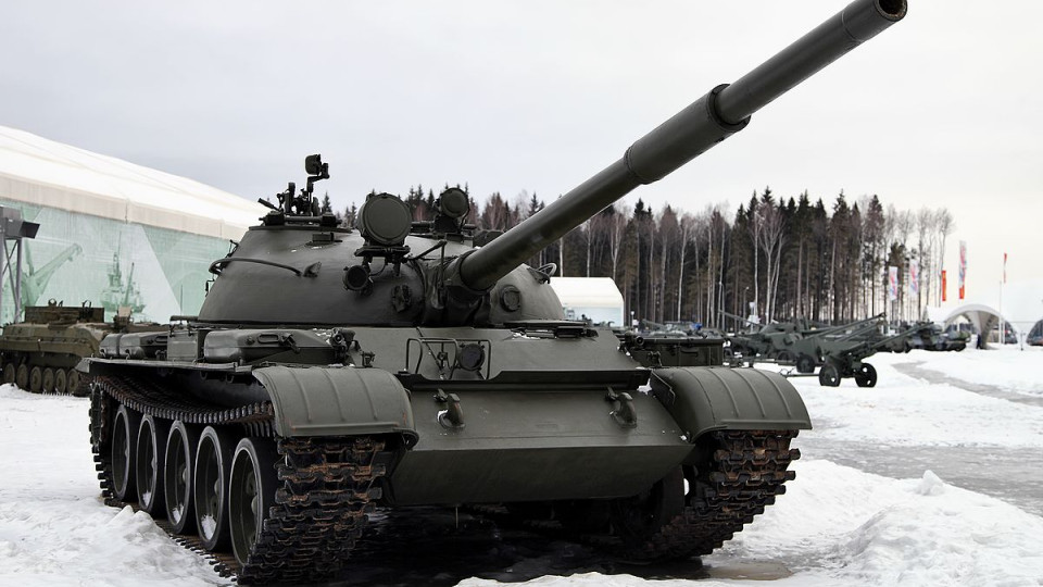 Россия перебросила сотни танков к границе с Украиной: Генштаб ВСУ