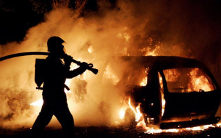 Огненное ДТП в Черновицкой области: машина сгорела дотла