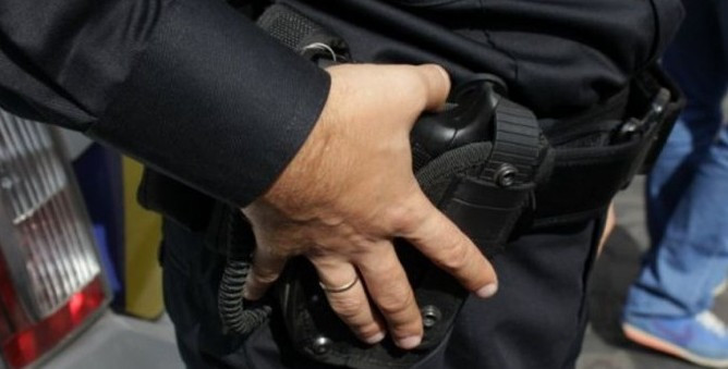 Застосування зброї працівником поліції охорони у Харкові: за справу взялося ДБР