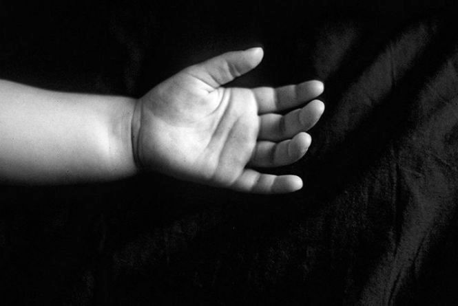 Загадкова смерть немовляти на Тернопільщині: копи повідомили подробиці