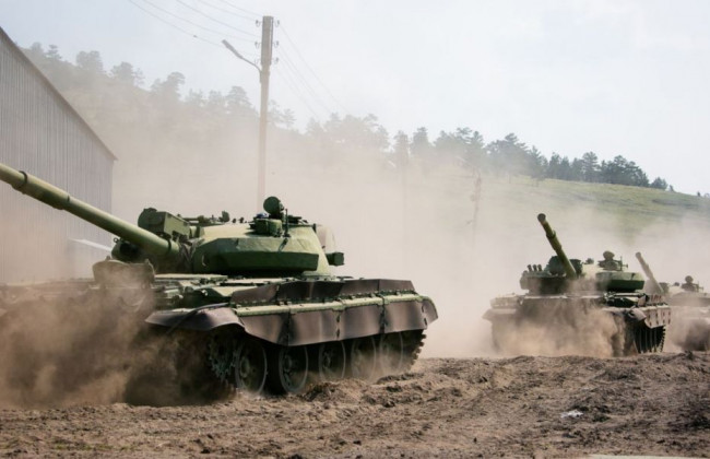 Велику кількість російських танків фіксують на кордоні з Україною: всі подробиці