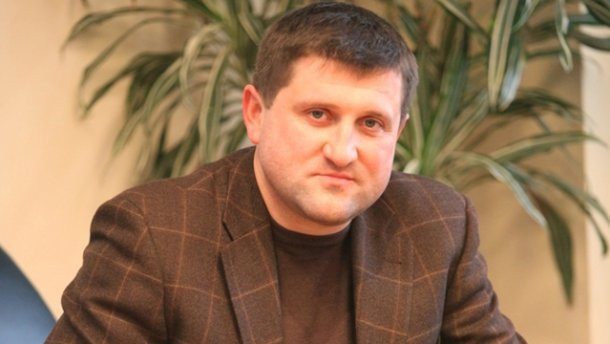 Родственники беглого руководителя «Укртранснафты» вывели из-под ареста поместье