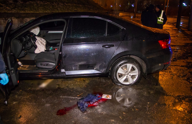 ДТП в Днепре: водитель легковушки пытался застрелиться