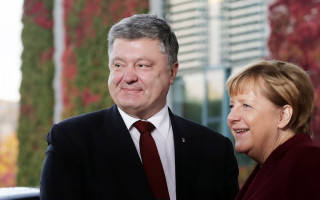 Порошенко и Меркель обсудили «азовский пакет» санкций против РФ