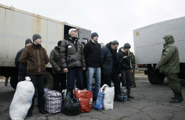 Боевики «ДНР» передали осужденных граждан Украины: первые подробности