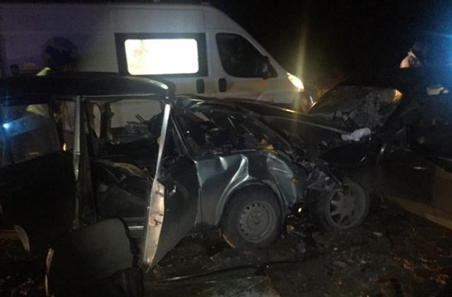 Смертельное ДТП под Одессой: автомобили столкнулись лоб в лоб