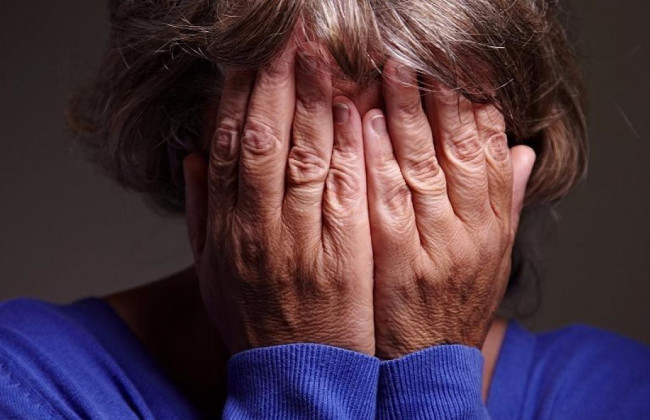 Из-за поведения: пенсионерка подстрелила девушку из травматической винтовки