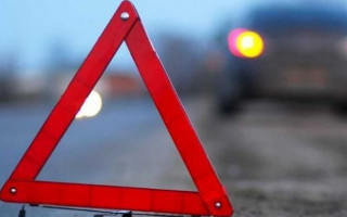 В Днепре женщина на внедорожнике сбила девушку с ребенком