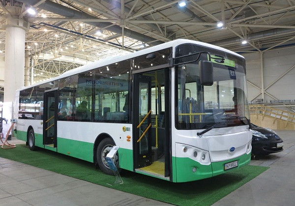 В Киеве состоялся первый рейс электроавтобуса