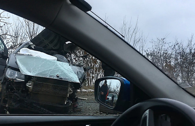 Смертельное ДТП под Николаевом: грузовик смял микроавтобус