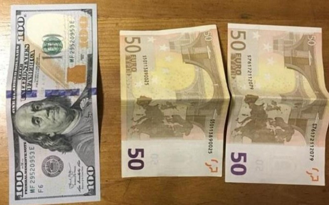 Пограбували автомобіль: у Києві затримали зухвалих іноземців