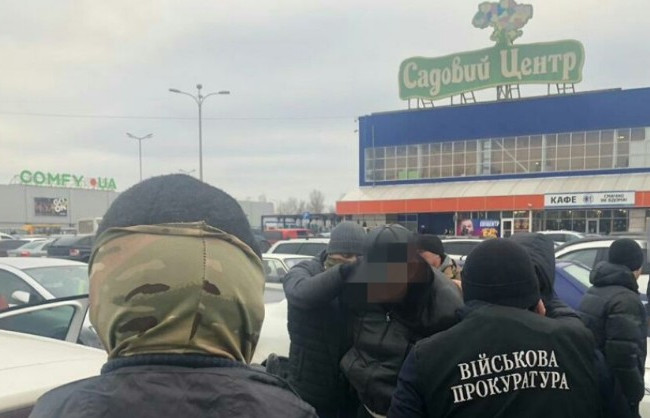 350 тисяч хабара: прокуратура затримала одного з керівників АТ «Українська залізниця»