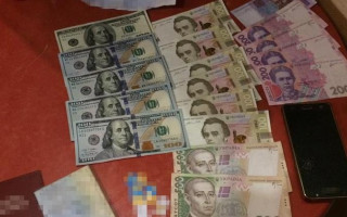 Вимагали гроші у громадян: СБУ затримала членів міжнародного угруповання