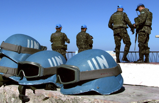 Порошенко и Волкер обсудили ввод миротворцев на Донбасс