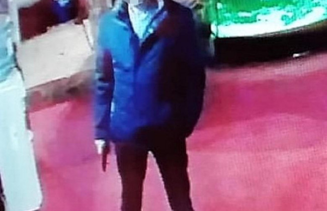 В столице мужчина с игрушечным пистолетом совершил ограбление