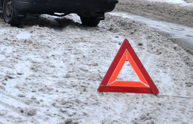 Трактор снес легковушку: страшное ДТП в Днепропетровской области