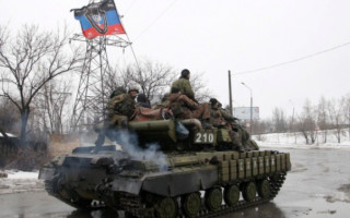 Боевики на Донбассе значительно урезали людям зарплаты
