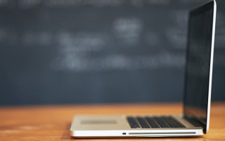 Депутата та чиновники: НАЗК виявило ознаки умисного неподання декларацій