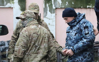 «Суд» над пленными украинцами: адвоката отказались пускать на заседание