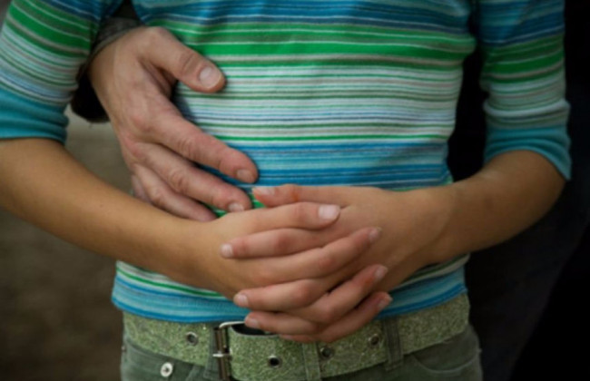 Под Черкассами школьники обвиняют учителя в сексуальных домогательствах