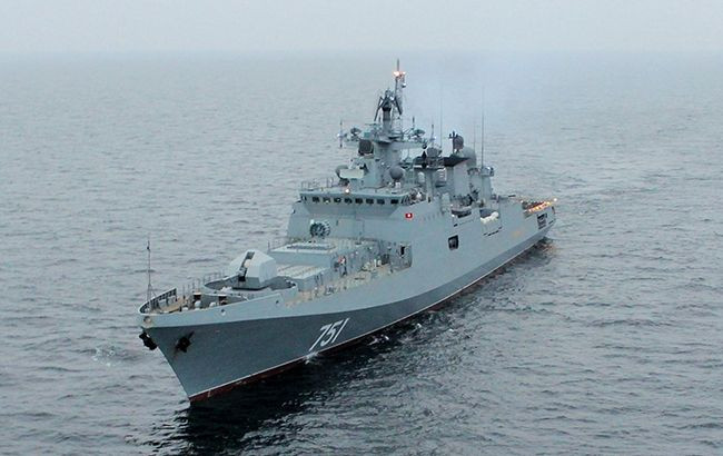 Эскалация конфликта с РФ: ракетный фрегат идет в Азовское море