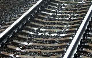 Под Полтавой парня переехал скоростной поезд