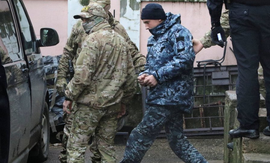 Захват моряков в Азовском море: еще три украинца заявили о статусе военнопленных
