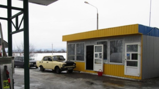 Оторвало пальцы: под Киевом на АЗС произошел взрыв