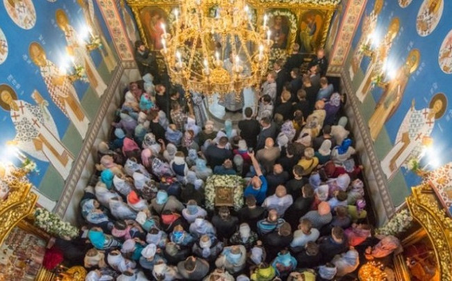 Беспрецедентный случай: УПЦ МП угрожает приходу, который перешел в ПЦУ