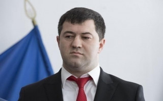 Решения суда достаточно: Насиров настаивает на законности своего восстановления