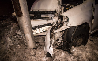 Машина всмятку: в Киеве произошло ДТП