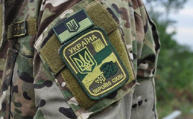 Повышение зарплат в Украине: сколько будут получать военные в 2019 году