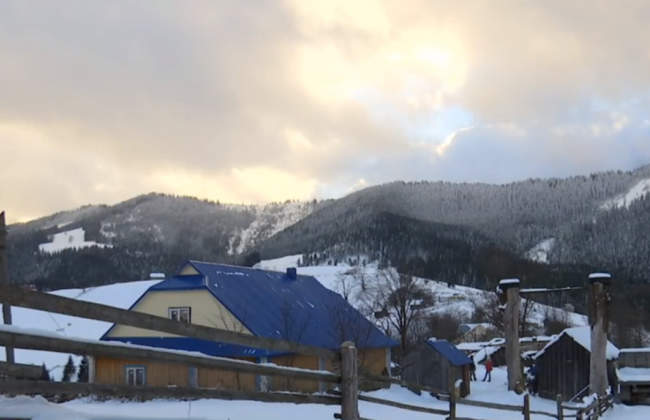 В Карпатах упал метеорит во двор местного жителя