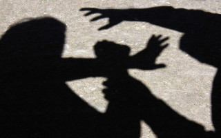 Дерзкие бандиты в центре столицы избили и ограбили мужчину